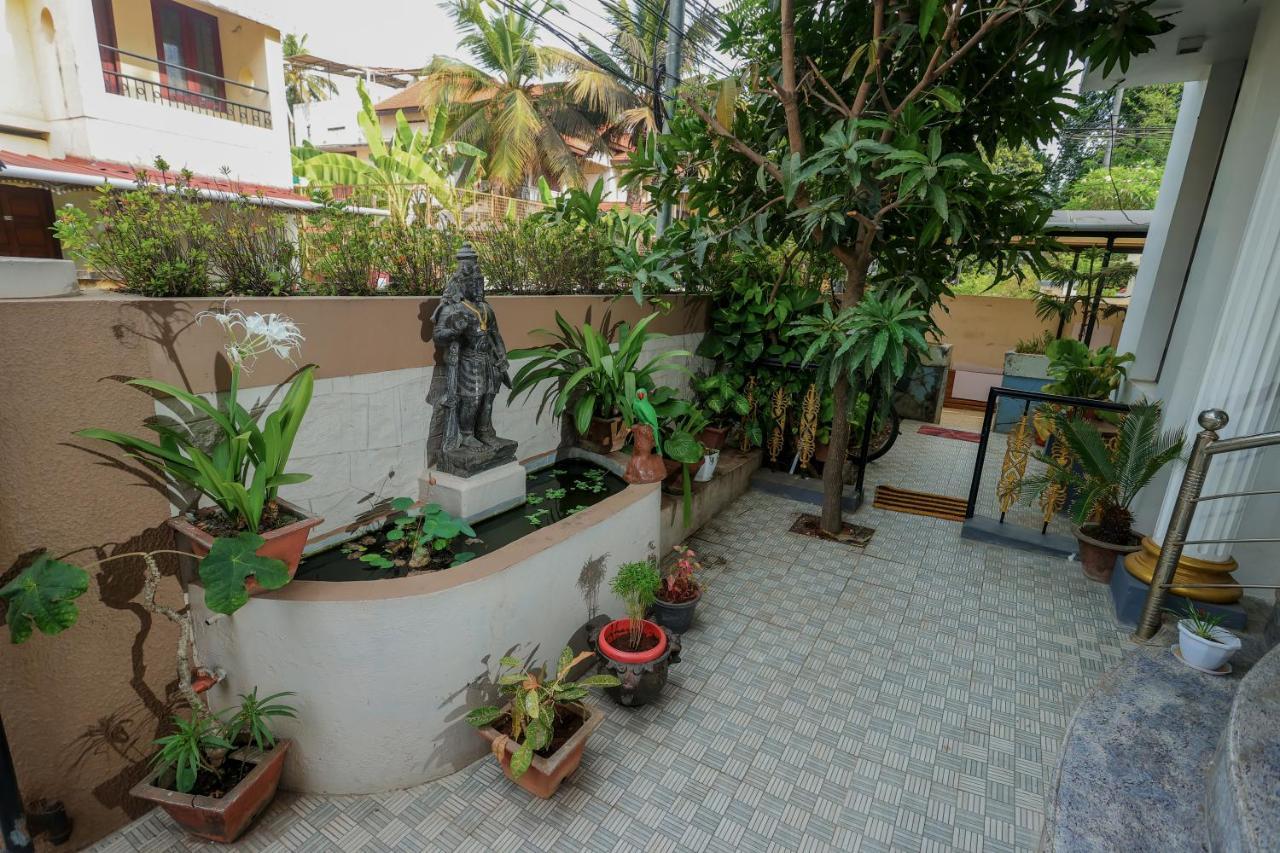 Nalinam Homestay Thiruvananthapuram Ngoại thất bức ảnh