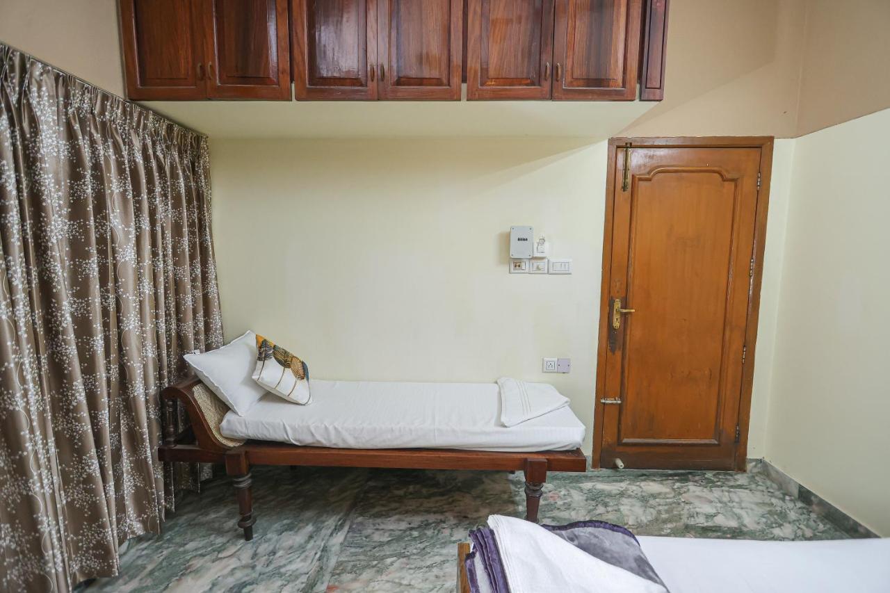 Nalinam Homestay Thiruvananthapuram Ngoại thất bức ảnh